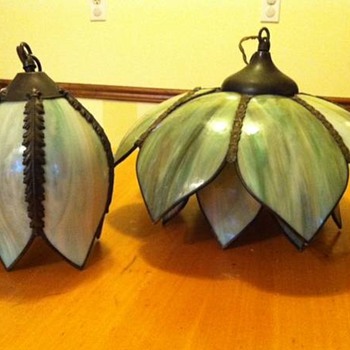 Tulip Slag Glass Hanging Light Fixture