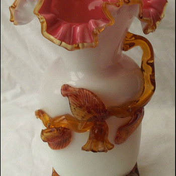 British ? or Bohemian ( Harrach) Glass flower vase - Art Glass