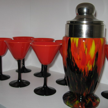 Czechoslovakia Glass cocktail shaker with aventurine and tango cocktail glasses - Art Glass