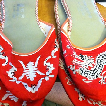 Oriental Slippers