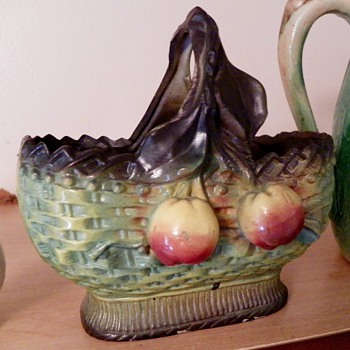 Antique porcelain basket w/ fruit - Victorian Era