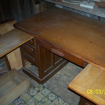 Harvard desk