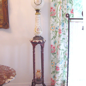 Antique Neapolean II Kerosene Banquet Lamp - Lamps