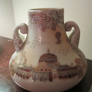 Vase japanese ?