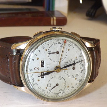 VINTAGE CHRONOGRAPH - Wristwatches