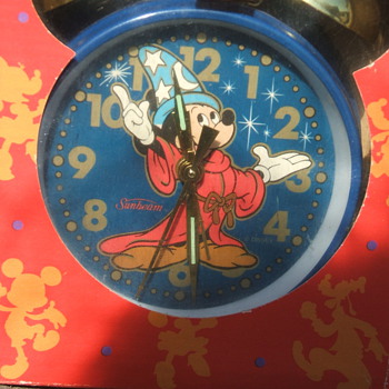 Dual-Bell Mickey Alarm - Clocks