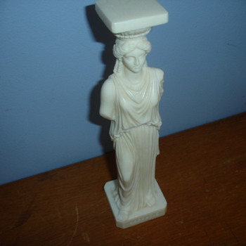 ALABASTER STATUE HAND CARVED "KAPYATIE 10" TALL Signed by artist GREEK - Figurines