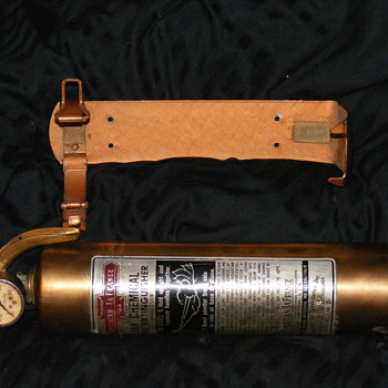 American LaFrance extinguisher - Firefighting