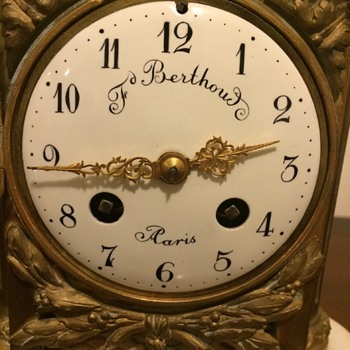 Just got it today at an auction... - Clocks