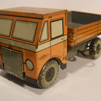 Camtoy dump truck, wind up tin. 30s? 
