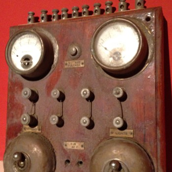 A cool old electric Board, may be a apprentice piece ??? - Electronics