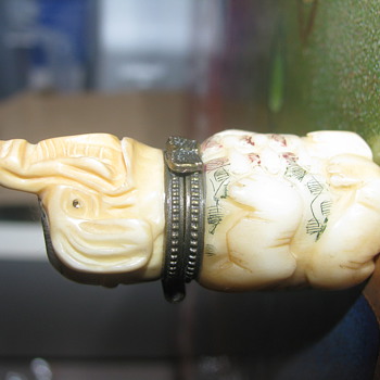 Bone trinket box elephant - Animals