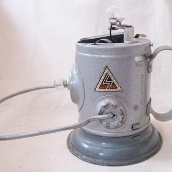 Delta Electric Company Railroad Miner Lamp Lantern Marion, Indiana USA. - Railroadiana