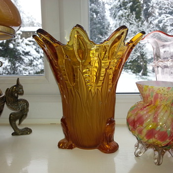 Sowerby Frog & Bulrush Vase - 30's - Art Glass