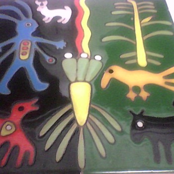 ITALIAN ART TILE - Art Pottery