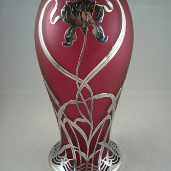 Possible Loetz in Rosalin? - Art Nouveau