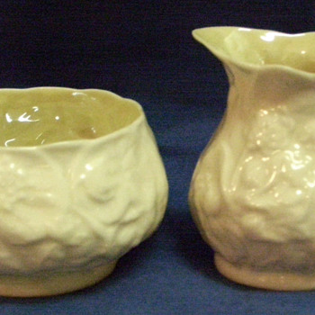 Belleek Creamer and Sugar bowl - China and Dinnerware