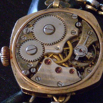 Continued: Movement Pictures of Old Swiss Made Watch