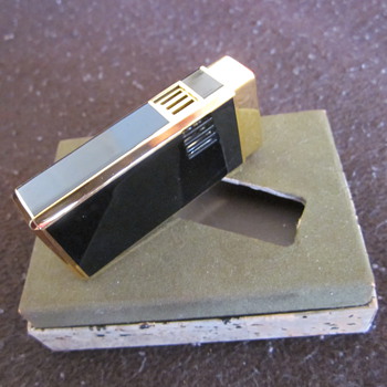 Unknown cigarette lighter