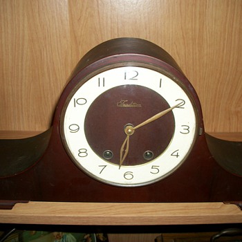 Tradition clock