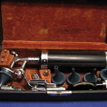 Vintage Medical Instrument 