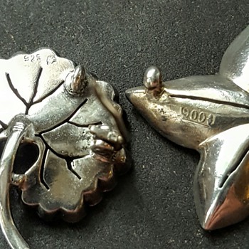 Help needed! Knoll&Pregizer and mysterious maker!Two paste and sterling brooches, - Fine Jewelry