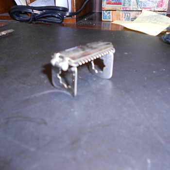 Travel Razor?