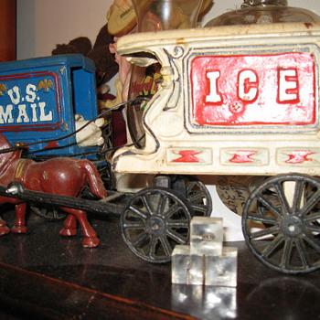 Cast Iron toys - Model Cars