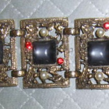 Rectangle grey moonglow brass link bracelet
