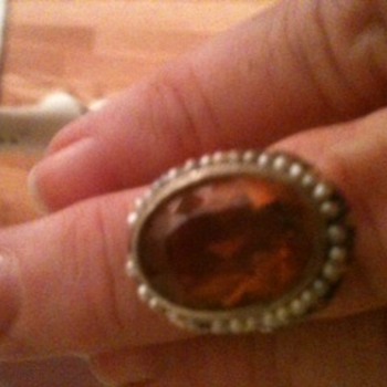 Ancestral ring handed down thru generations. - Fine Jewelry