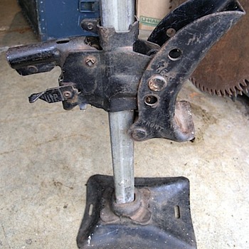 Bumper Jack ID -- Help - Classic Cars