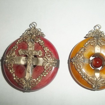 Stone with silver butterflies in a circle pendant, maybe asian christian relgeous relics.