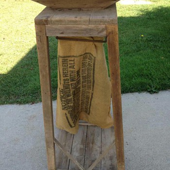 Primitive Grain Bagger? - Furniture