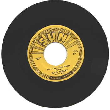 Elvis Presley  45  on Sun Label   - Records