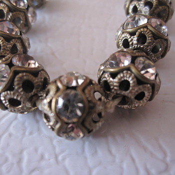 Vintage Rhinestone Costume Jewelry Necklace