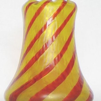 KRALIK STRIPED CANDY CANE VASE