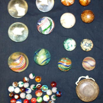 Old Marbles Mixed  Sulphide animals and an old Yo-Yo