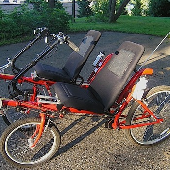 Twin RECUMBENT - 2 seat side by side - Tandem - 4 wheel