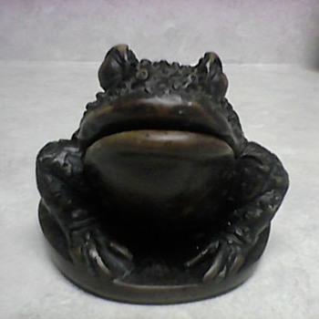 A FROG BOX