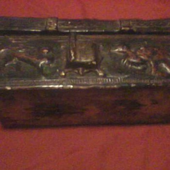 INTERESTING COMPOSITION ASIAN BOX - Folk Art