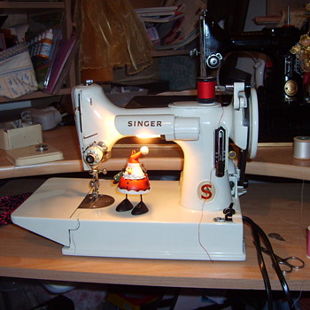 our lovely little sister to our 222k is this wonderful white 221,made in Gt Britain, - Sewing