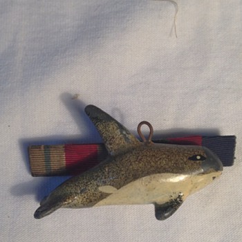 RAF medal? Badge ? Killer Whale ? Mascot ?  - Military and Wartime