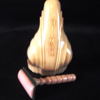 "KEWTIE" MINIATURE BAKELITE RAZOR! - Accessories