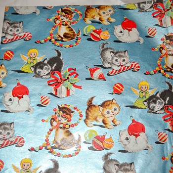 VINTAGE KITTEN CHRISTMAS WRAP - Paper