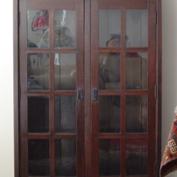 MY NICE EARLY STICKLEY BOOKCASE - Arts and Crafts