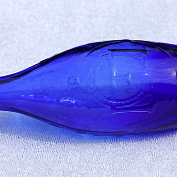 <<< Old English Torpedo Bottle >>>