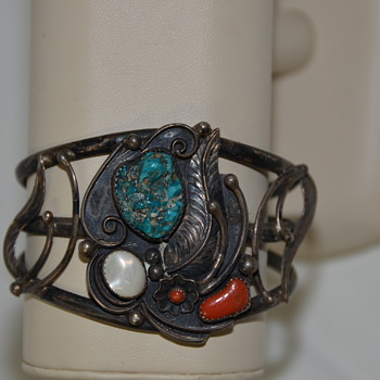 Old Pawn Bracelet with Unknown Makers Mark Navajo Sterling Turquoise