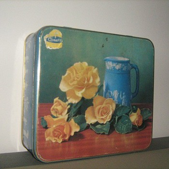 Arnott's Biscuit Tin 1961 - Advertising