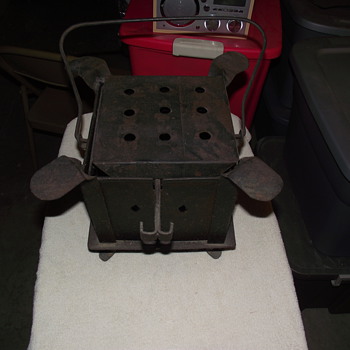 Cast Iron...Contraption? no idea, please help