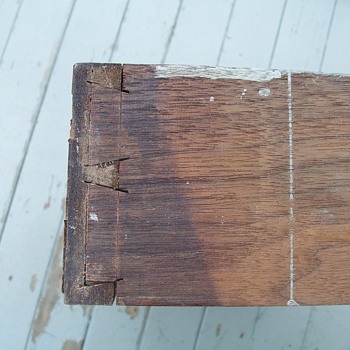 Locking cabinet drawer dovetail - Furniture